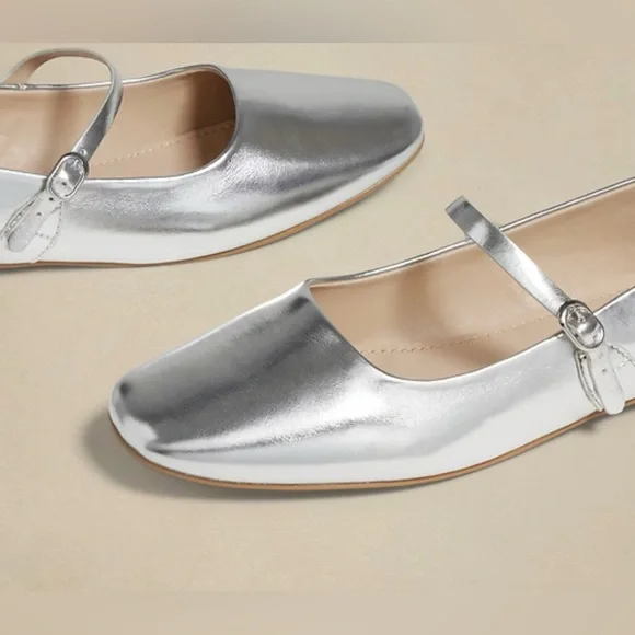 Banana Republic Factory Metallic Flats - Picture 3 of 9
